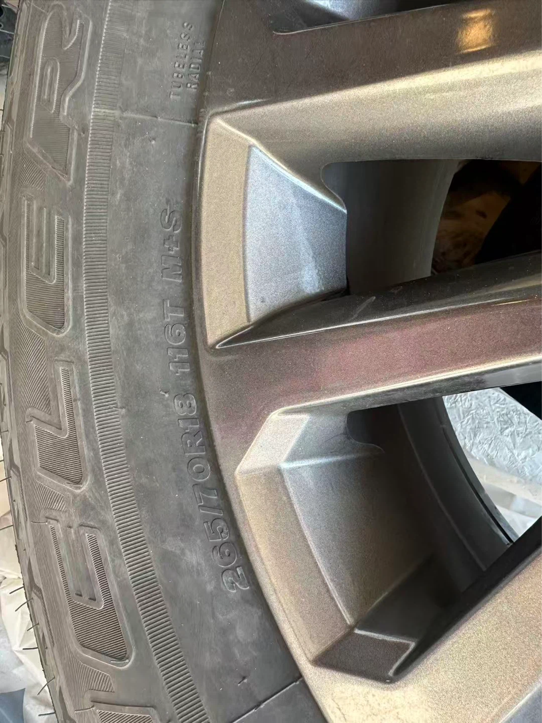 Set of 4 Bridgestone Tires with Rims(price is negotiable ) - photo 3