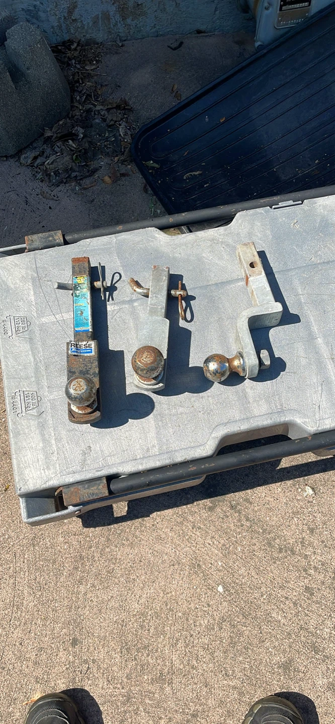 Lot of 3 Trailer Hitch Balls and Mounts