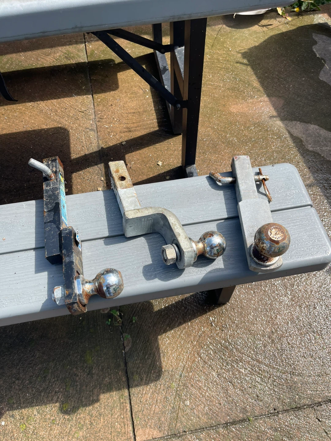 Lot of 3 Trailer Hitch Balls and Mounts - photo 2