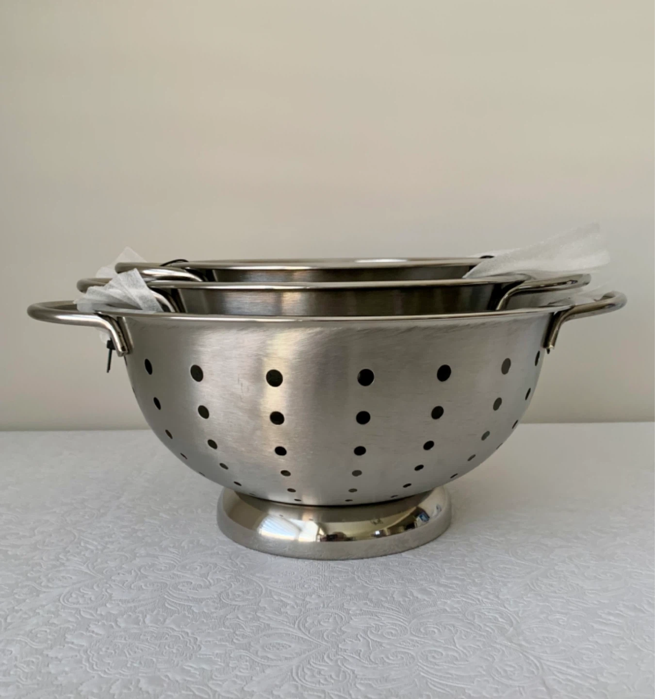 Williams Sonoma Stainless-Steel Colander Set - photo 2
