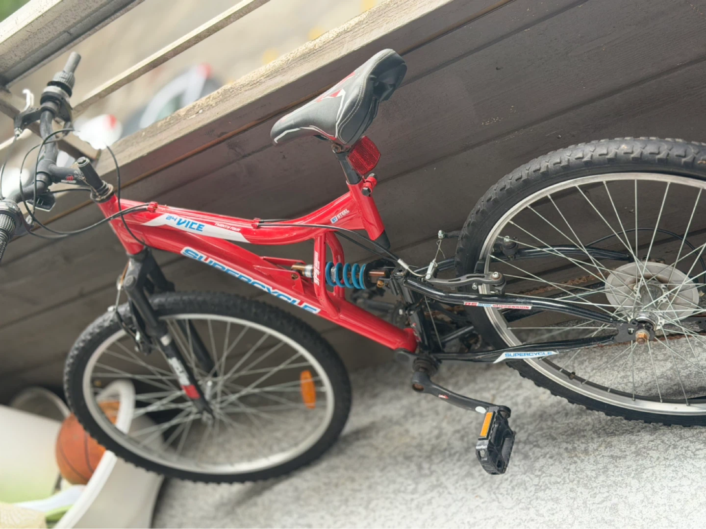 Supercycle Vice Mountain Bike - Red