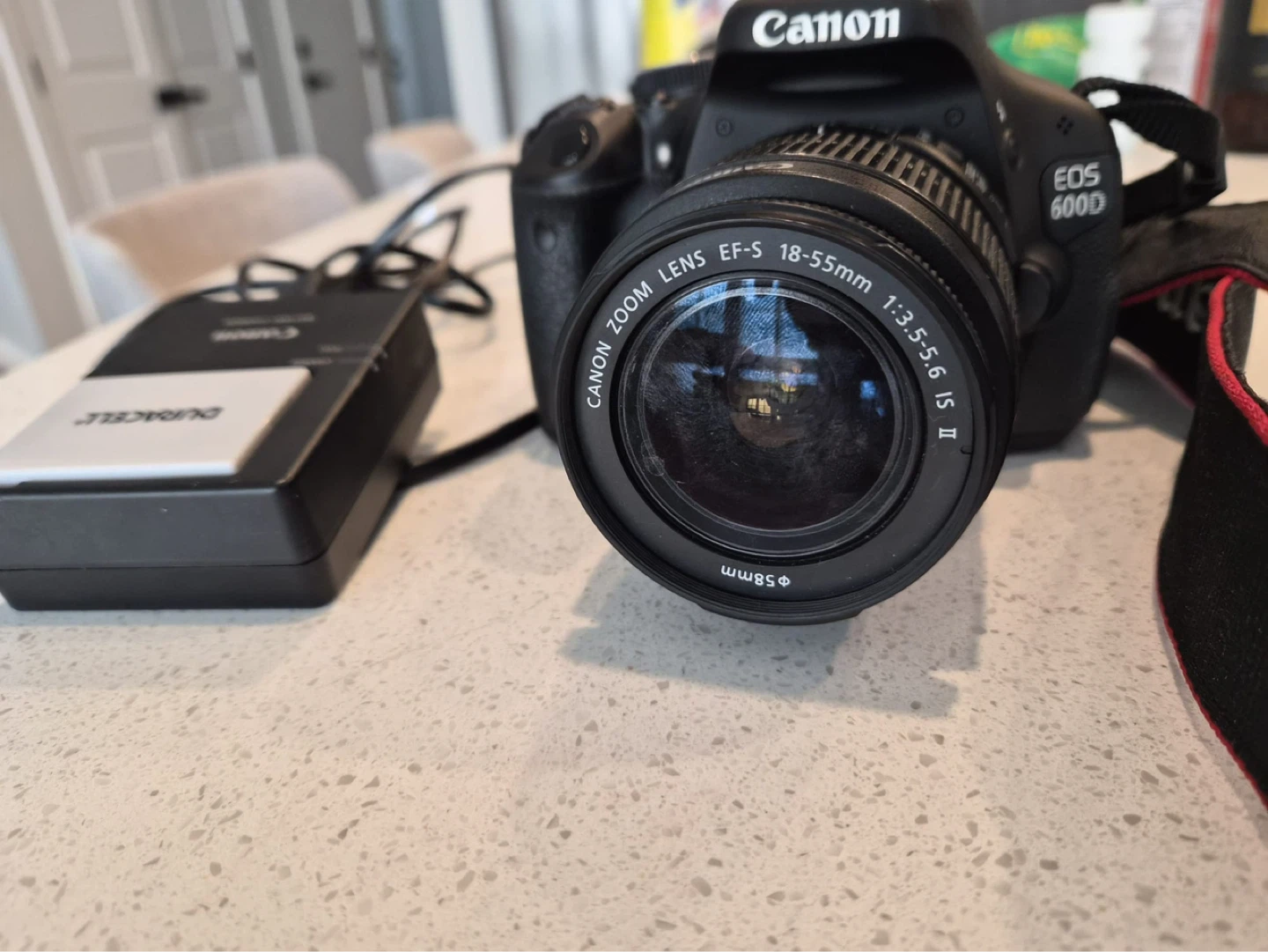 Canon EOS 600D DSLR Camera in Black with EF-S 18-55mm Lens - photo 2