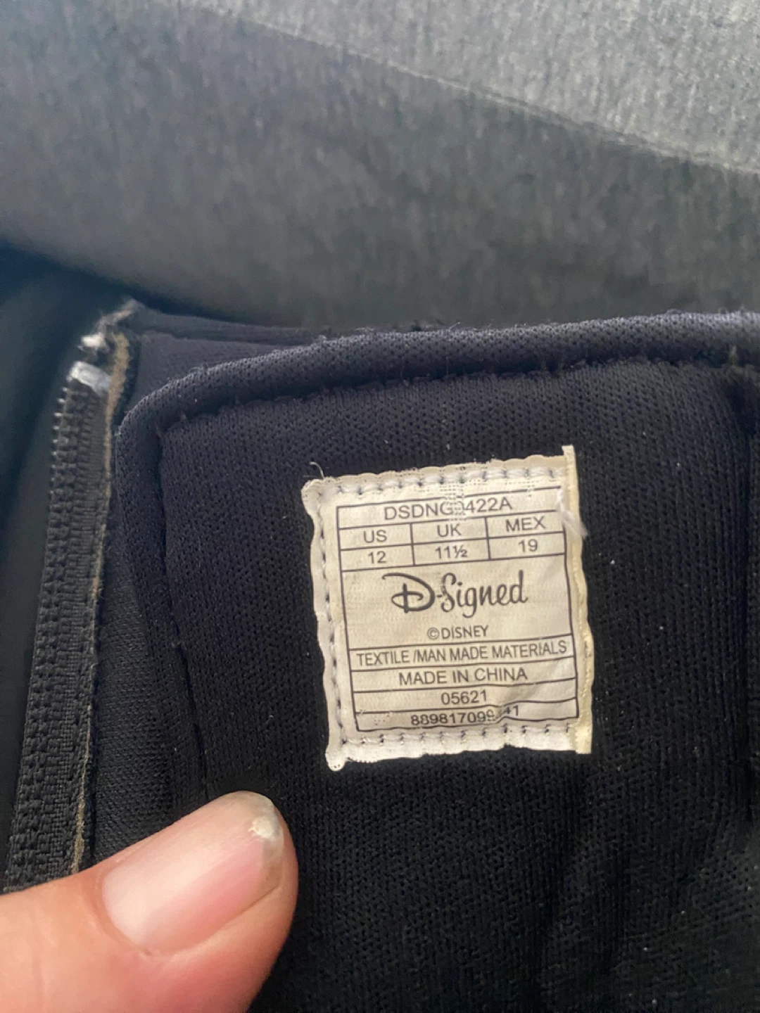 Disney Signed High Top Sneakers Size 12 Kids - photo 3