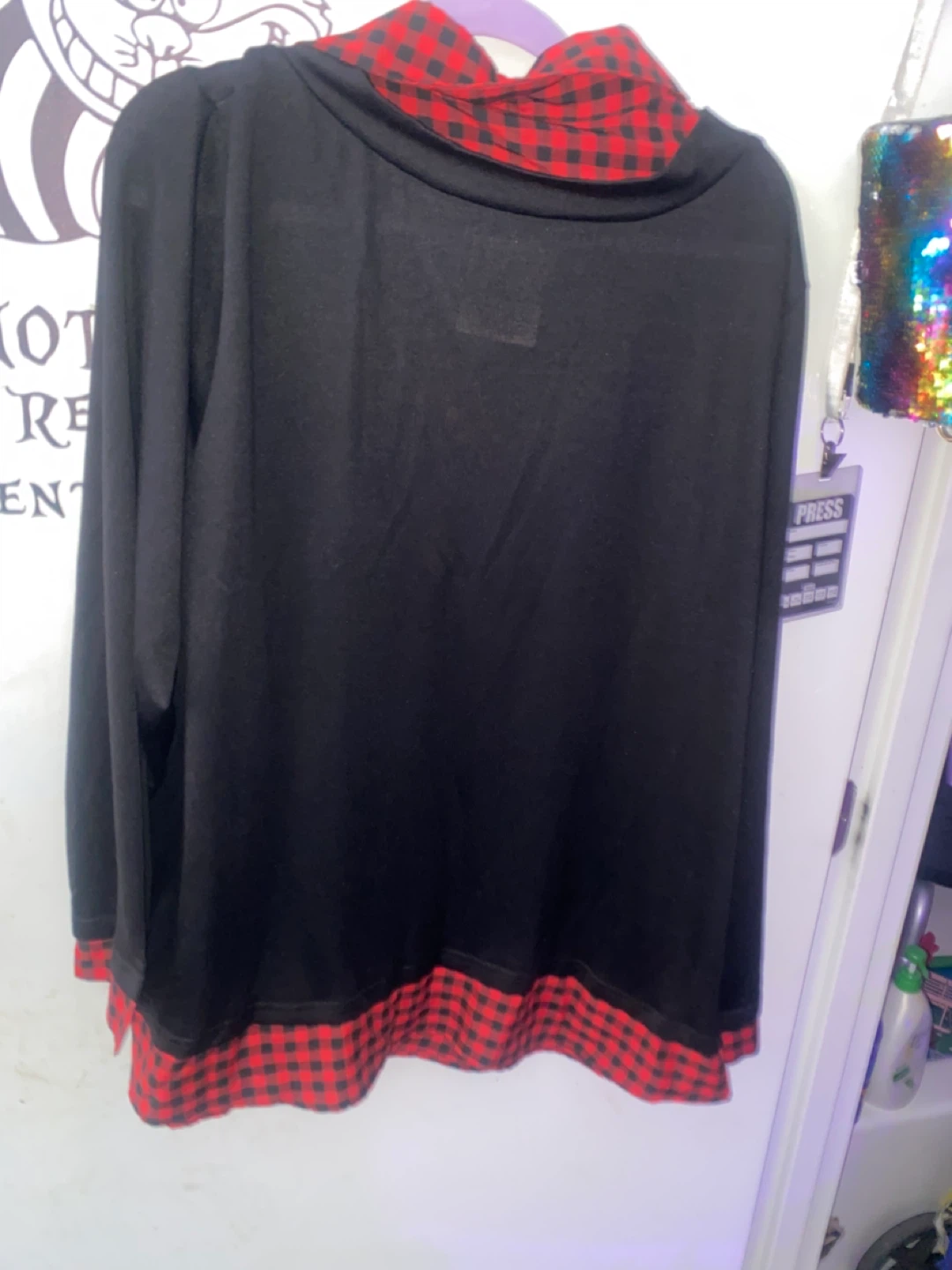 Bloom Chic Black & Red Buffalo Plaid Long Sleeve V-Neck Top - photo 5
