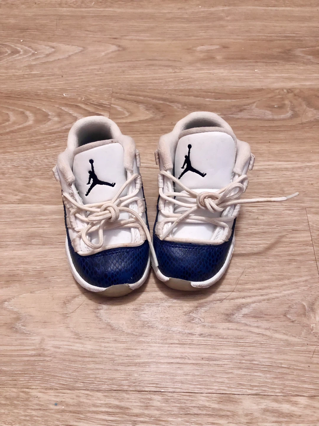 Jordan 11 Toddler Shoes - photo 3