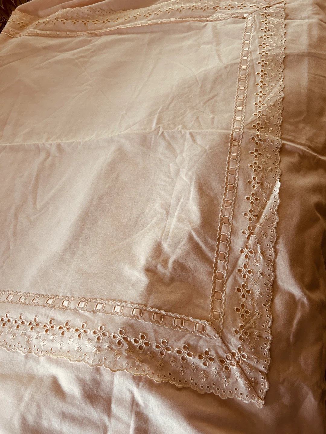NEW Eyelet Duvet Cover and Pillow Sham Set - photo 3