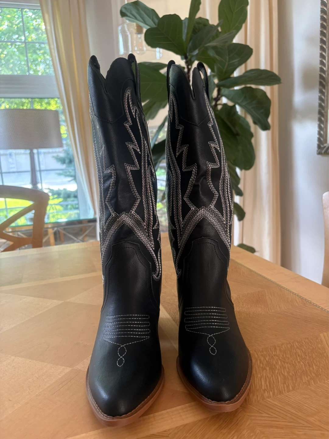 Black Cowboy Boots with White Stitching - Size 8 -New ✨ - photo 2
