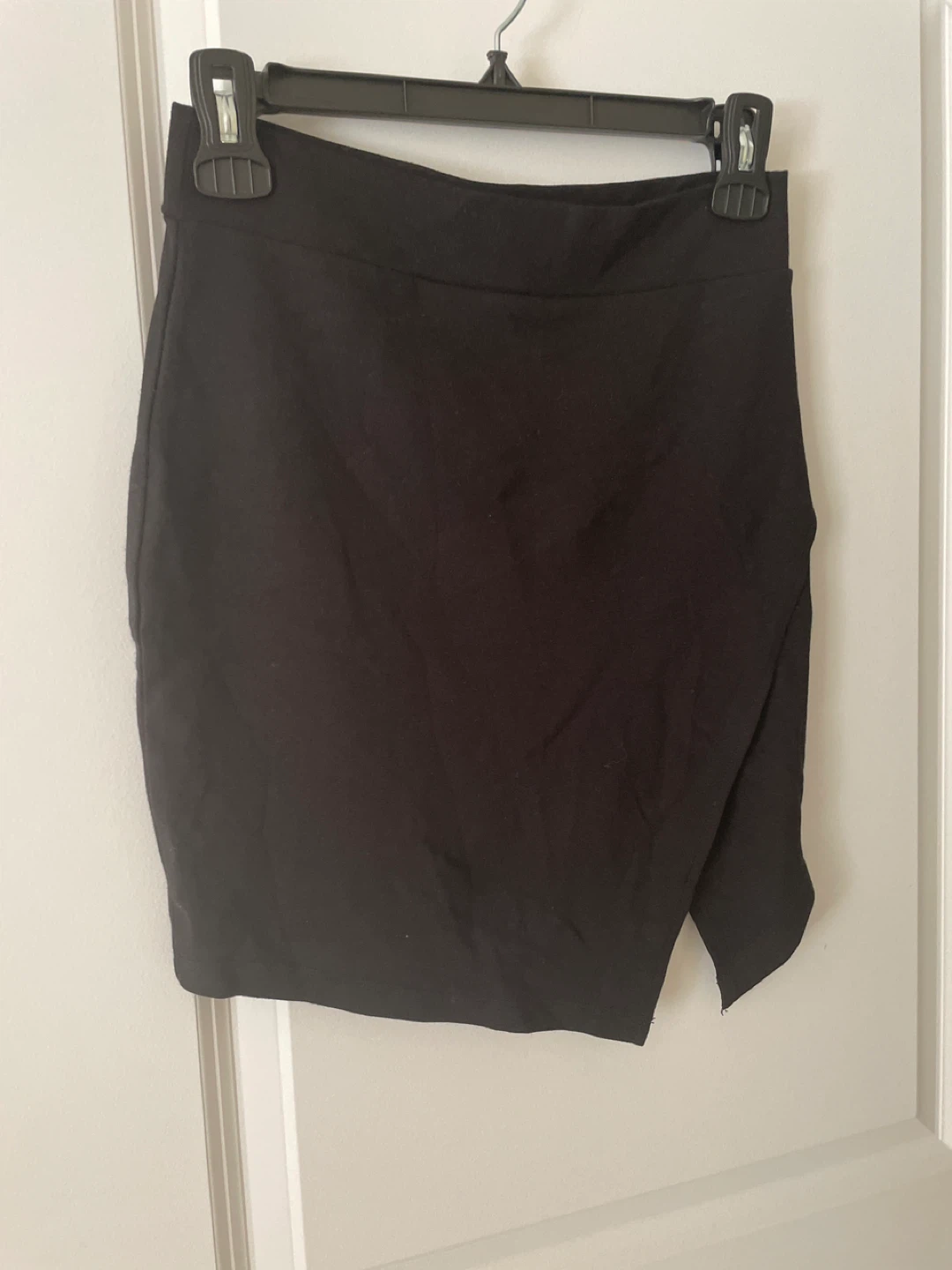 Black Mini Skirt - Forever 21