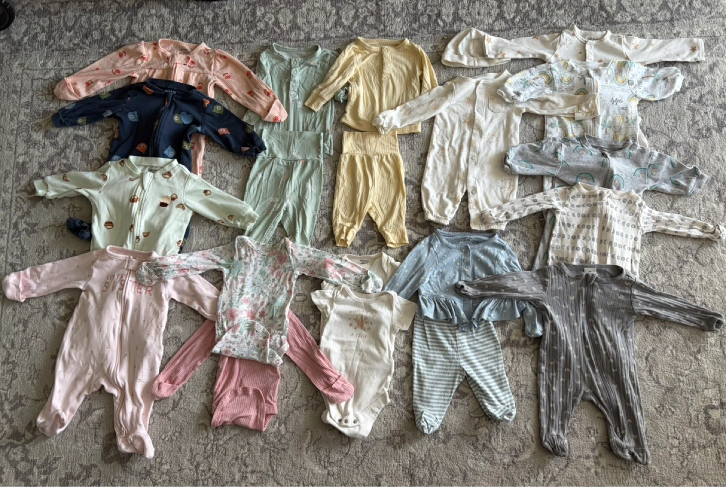Baby girl 0-3 months cloths Bundle