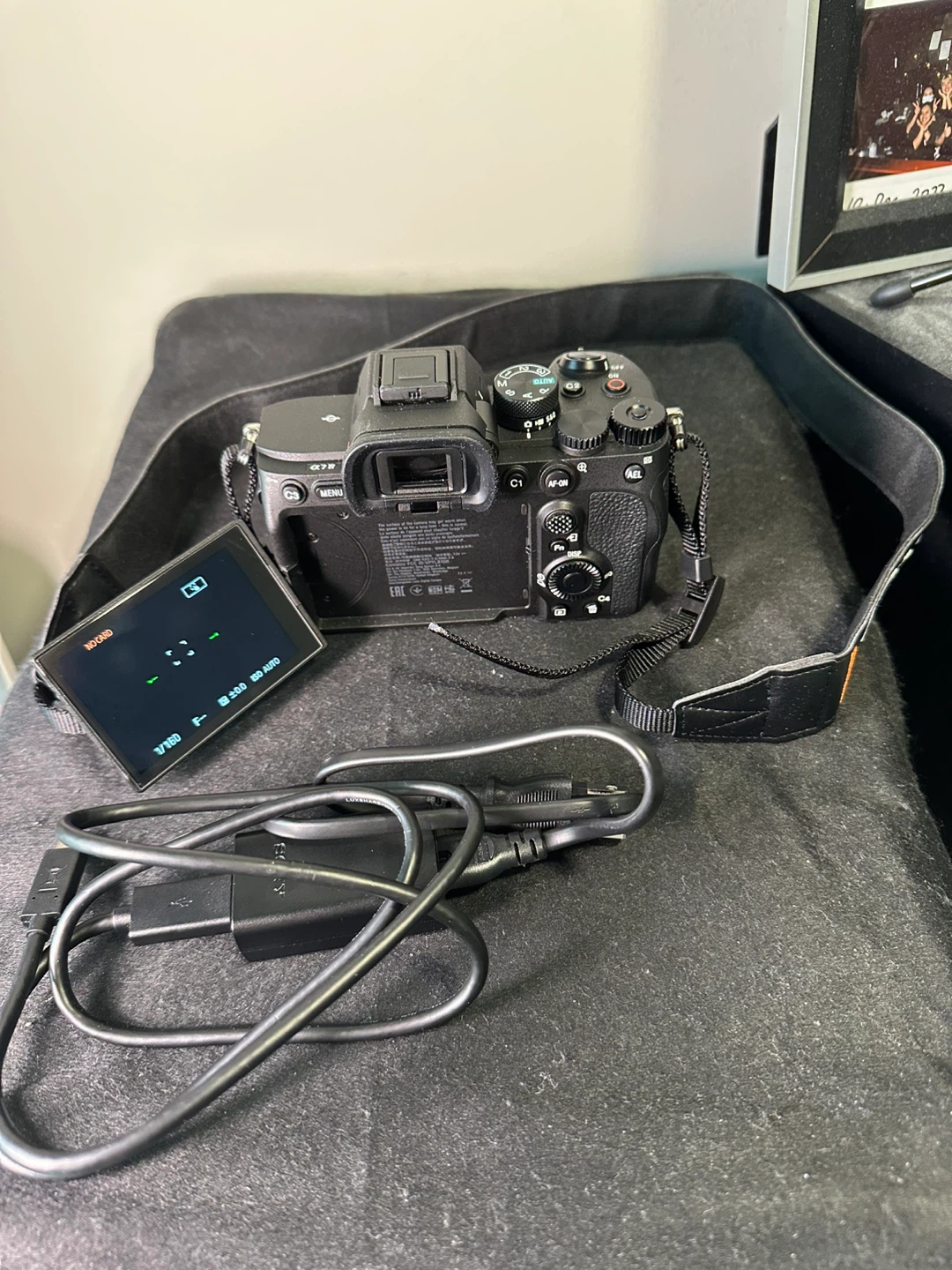 Sony A7 IV — Body Only | ~1,000 Shutter Count | Essentially New - photo 2