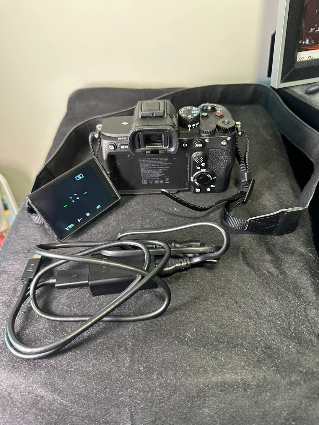 Sony A7 IV — Body Only | ~1,000 Shutter Count | Essentially New - photo 3
