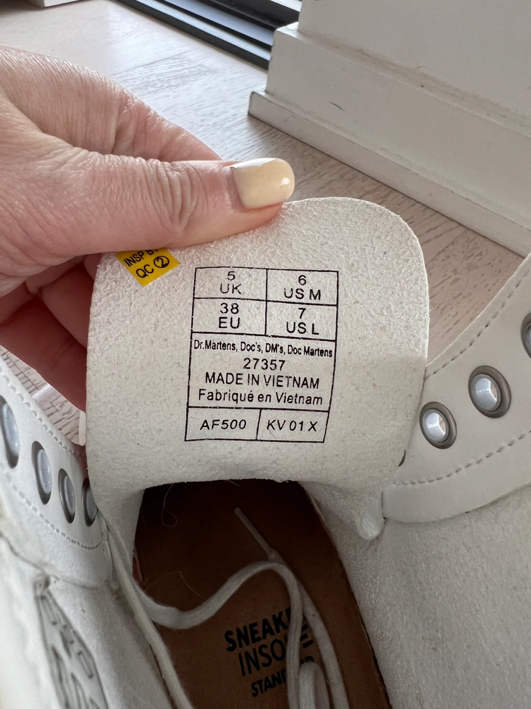 Dr. Martens White 1460 Pascal Boots - photo 5