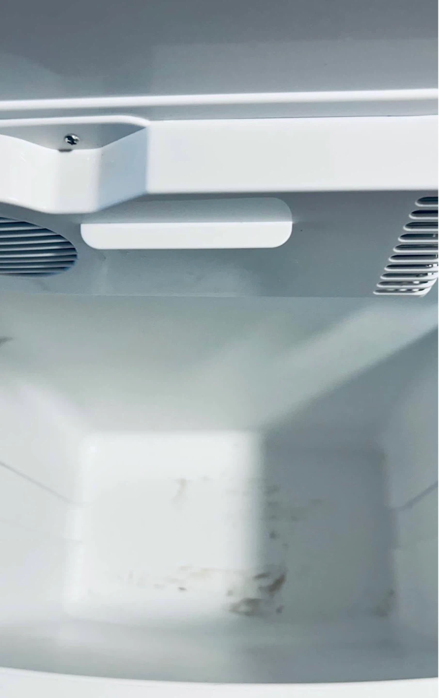 FREE Furniture & Cooler Bundle – Must Take Everything Together - photo 5
