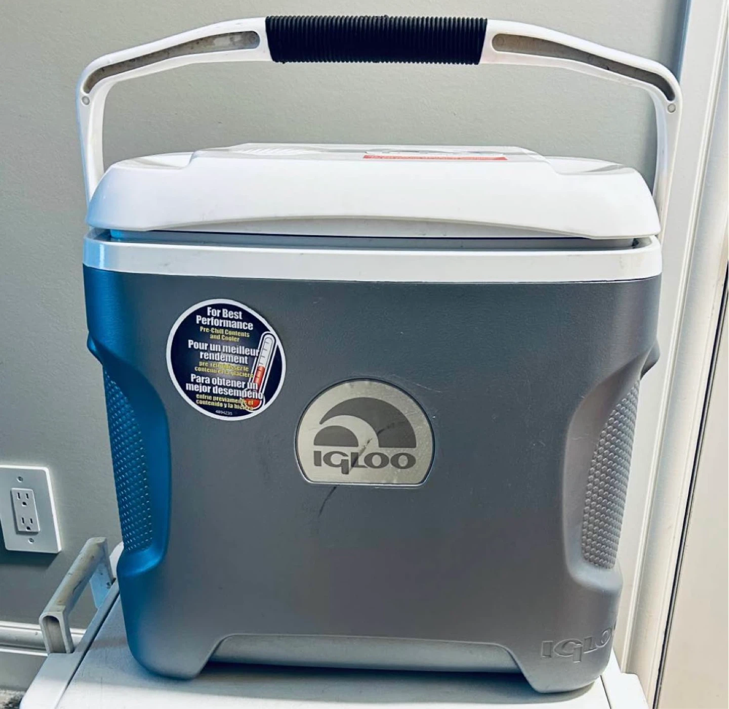 FREE Furniture & Cooler Bundle – Must Take Everything Together - photo 3