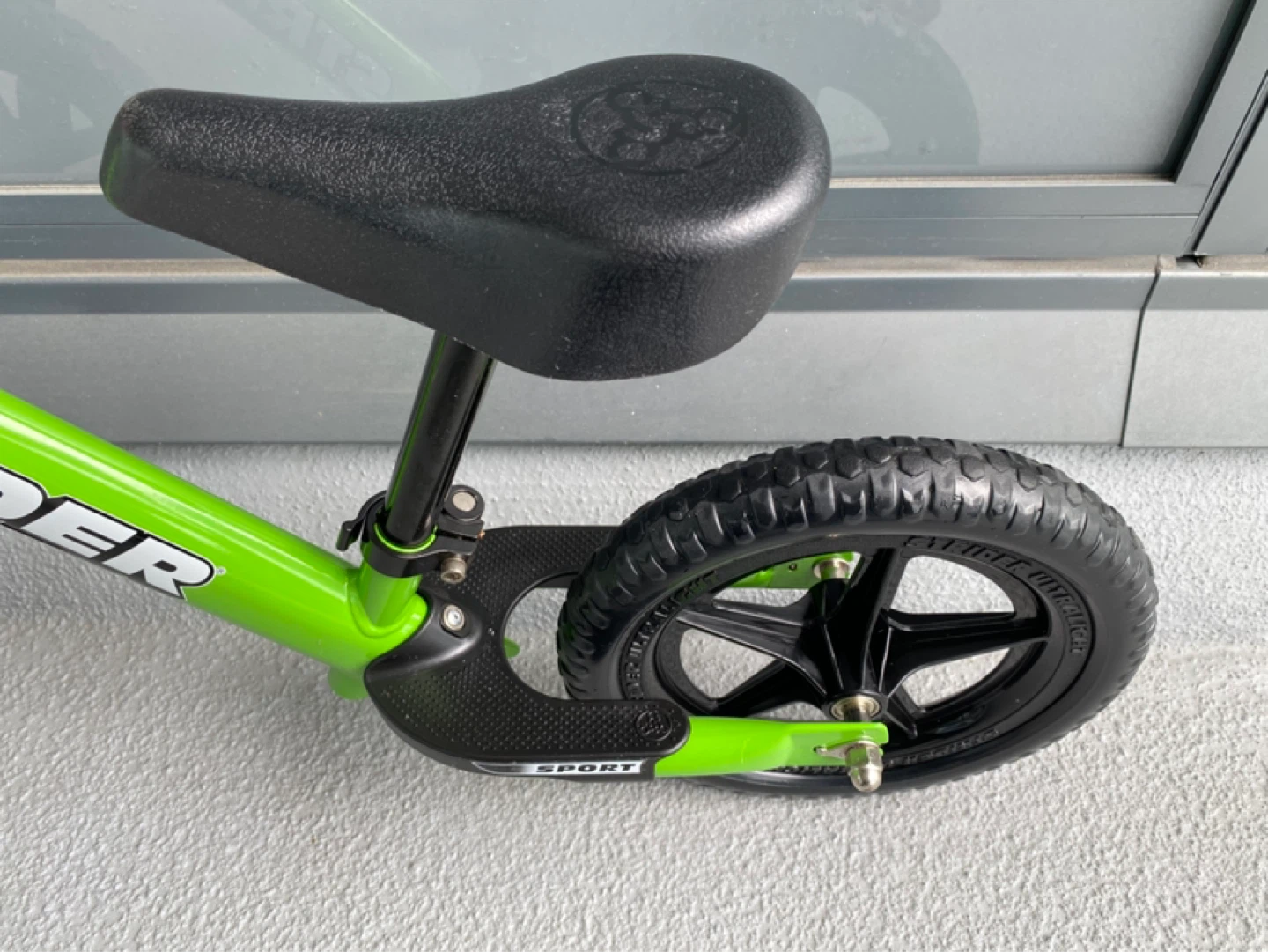 Strider Sport Balance Bike - Green - photo 3