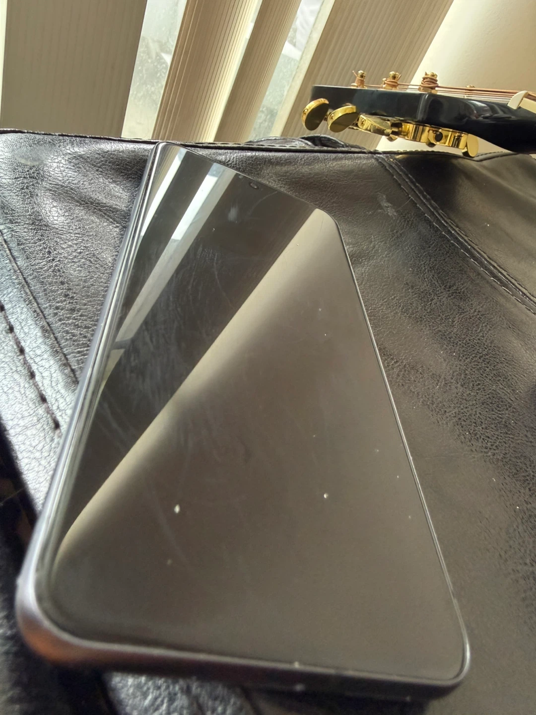 Google Pixel 8 128 gb - Like New - photo 4