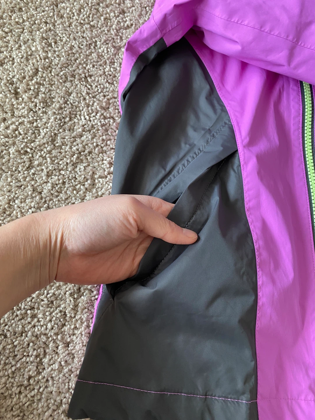 The North Face Girl’s Hooded Light Jacket Sz 7-8 EUC! - photo 5