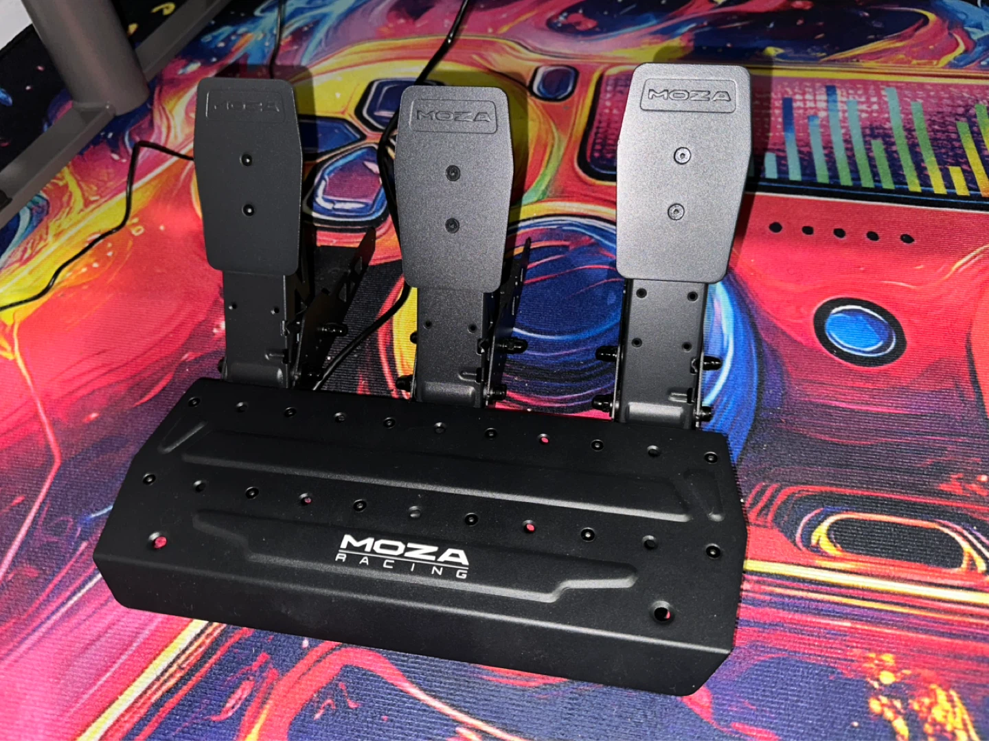 Moza Racing Steering Wheel, Shifter, and Pedals Set - photo 3