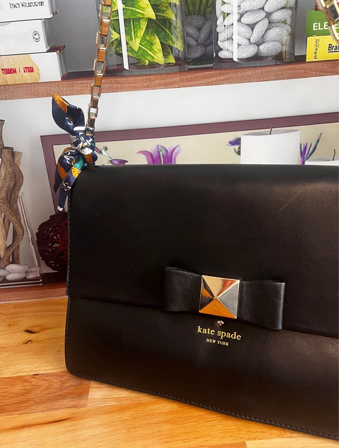 Kate Spade Black Leather Bow Flap Chain Shoulder Bag - photo 3