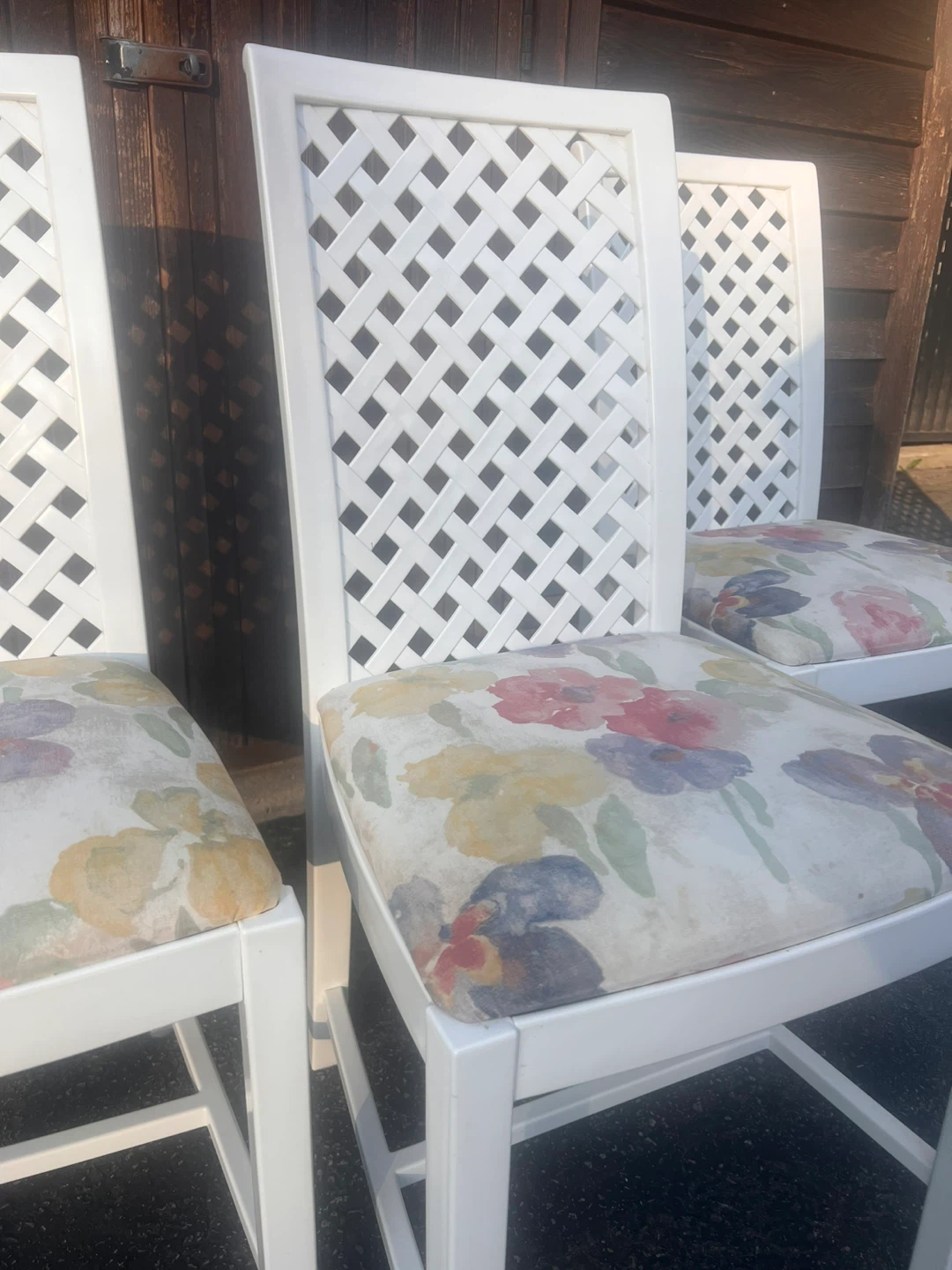 Set of 4 White Lattice Back Dining Chairs with Floral Cushions