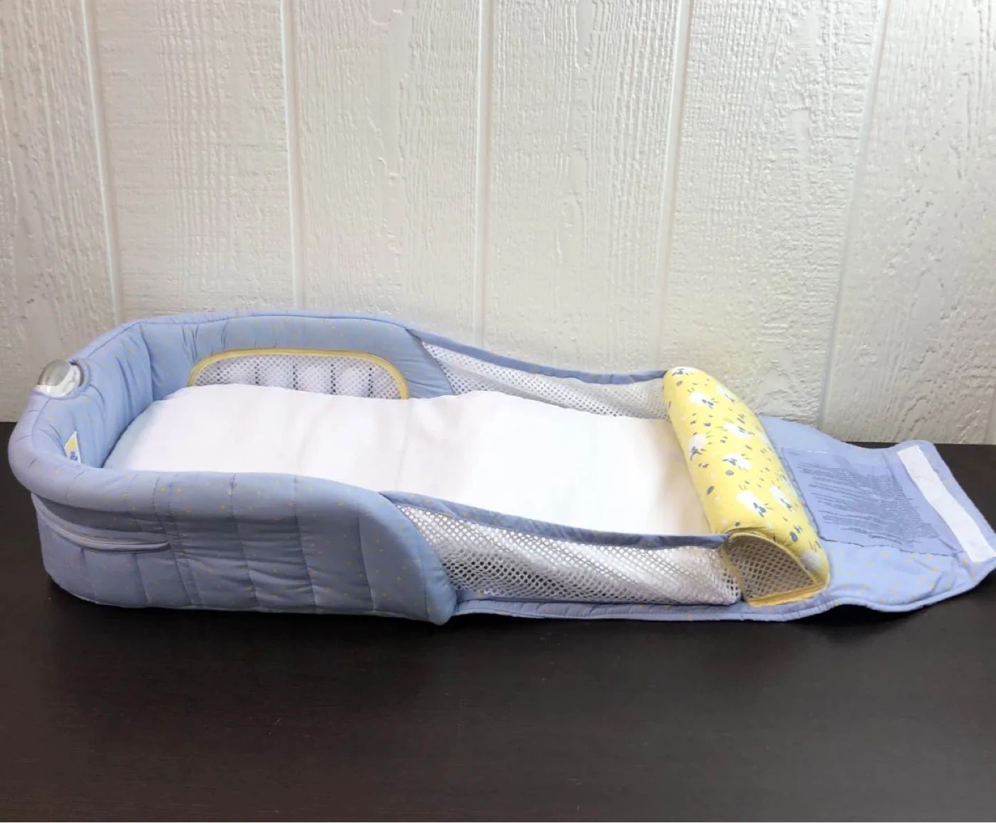 The First Years Safe & Secure Travel Bassinet - photo 4