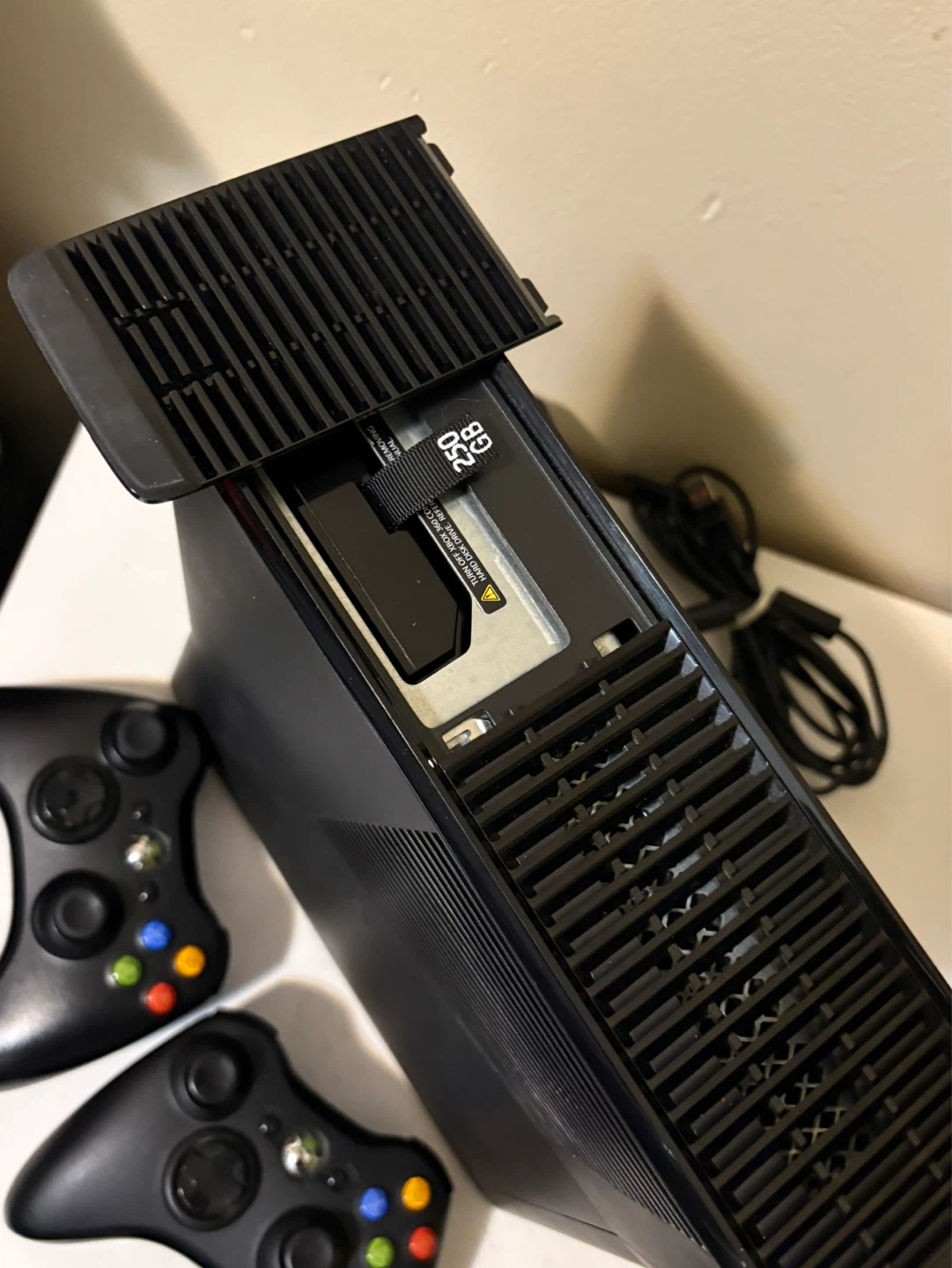 Xbox 360 Console Bundle with Kinect and Games - photo 4