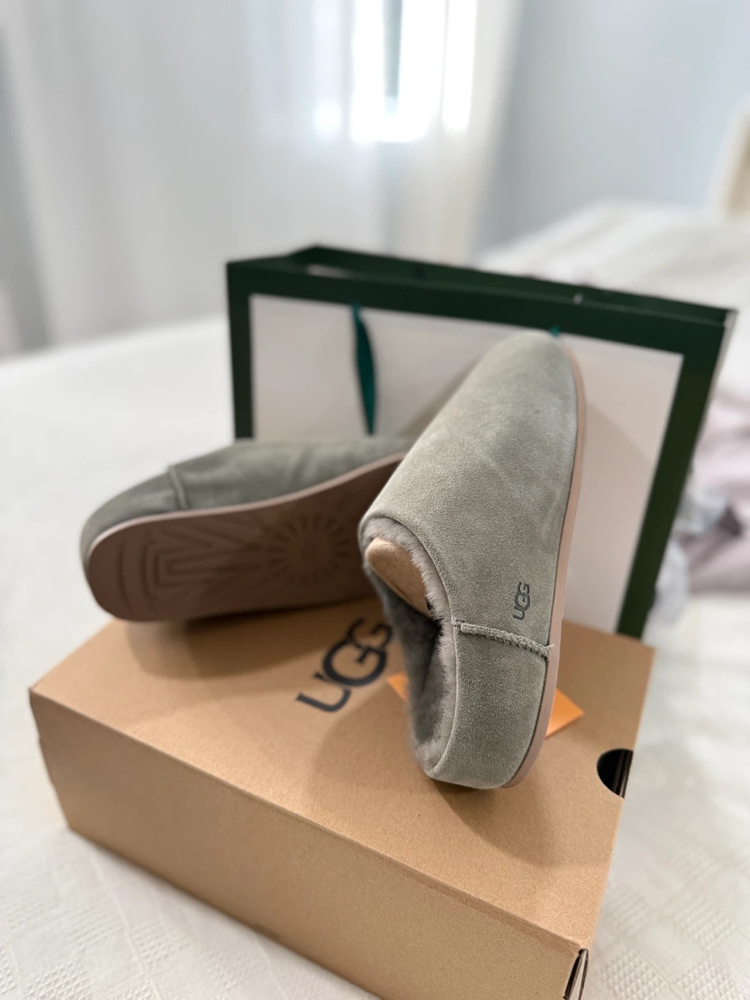 UGG Elea Slip-On Slipper Size W8 - photo 2
