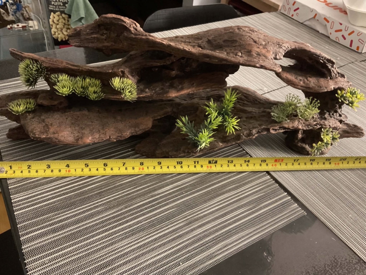Artificial Driftwood Aquarium Decoration with Greenery
