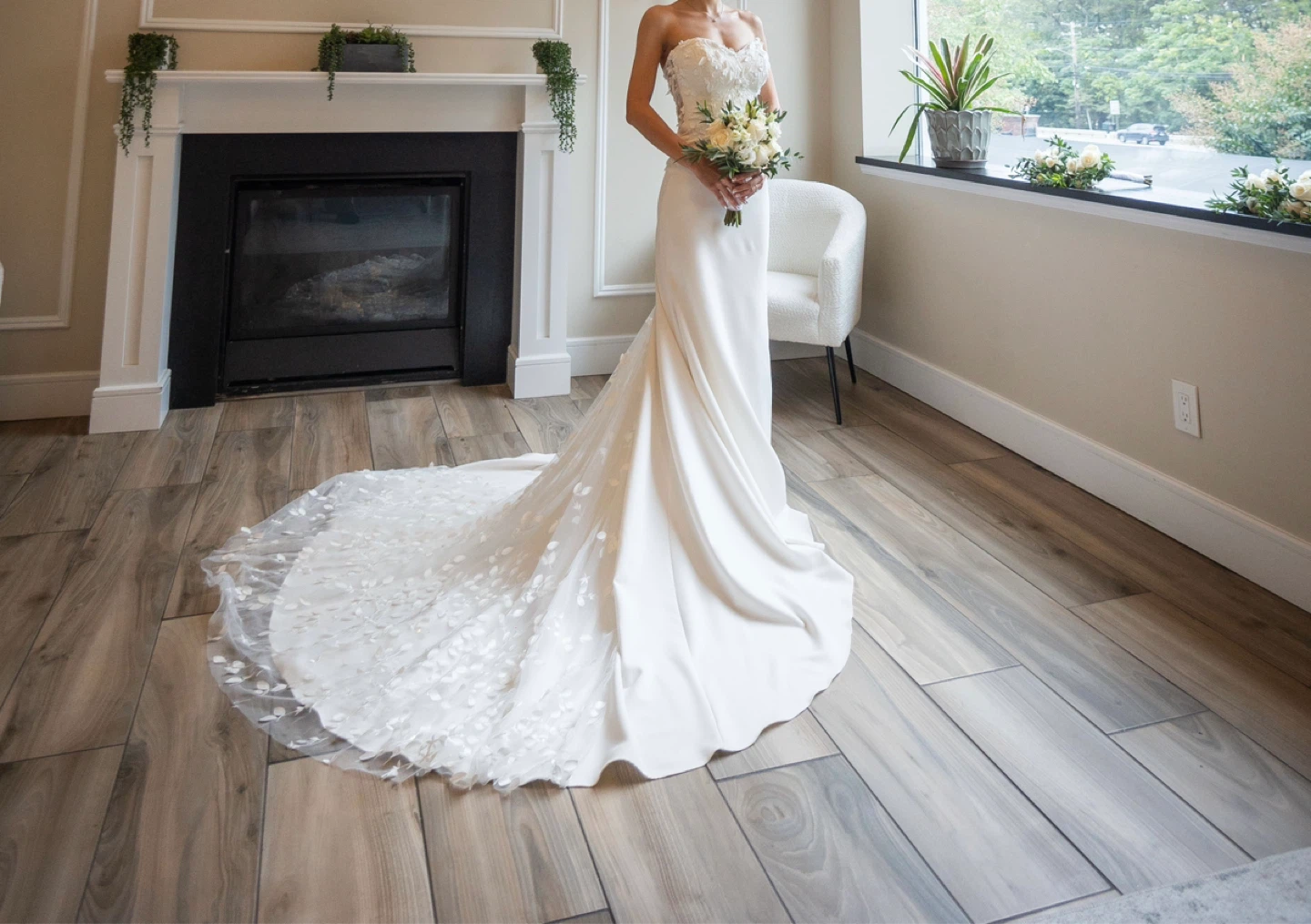 Wedding dress - photo 2