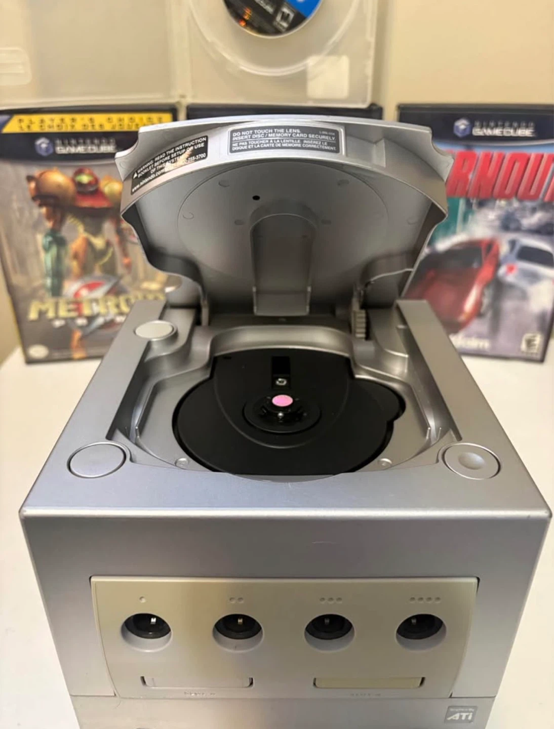Nintendo GameCube Bundle with Games and Controllers - photo 5