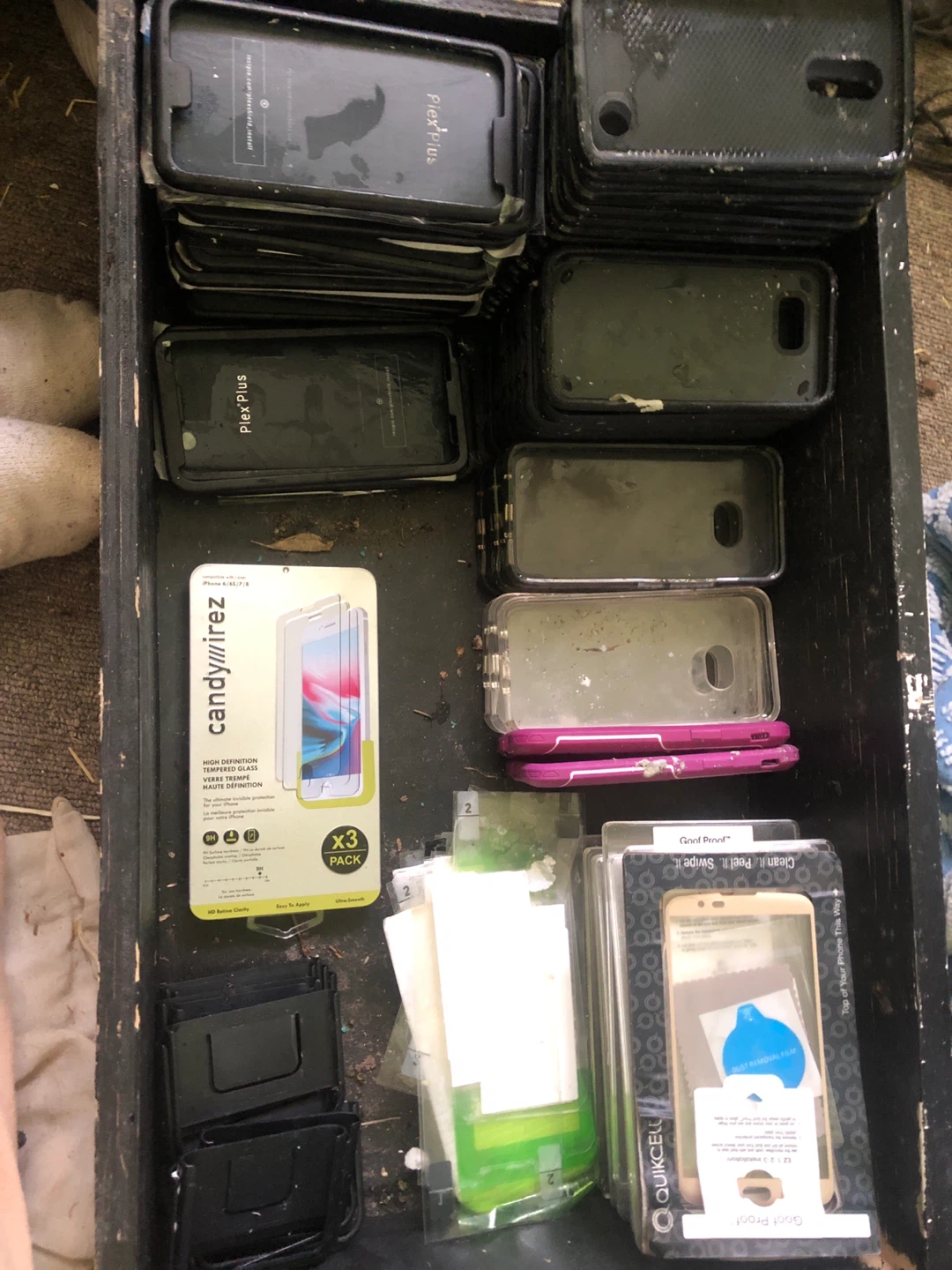 Phone cases and screen protectors lot READ DESCRIPTION