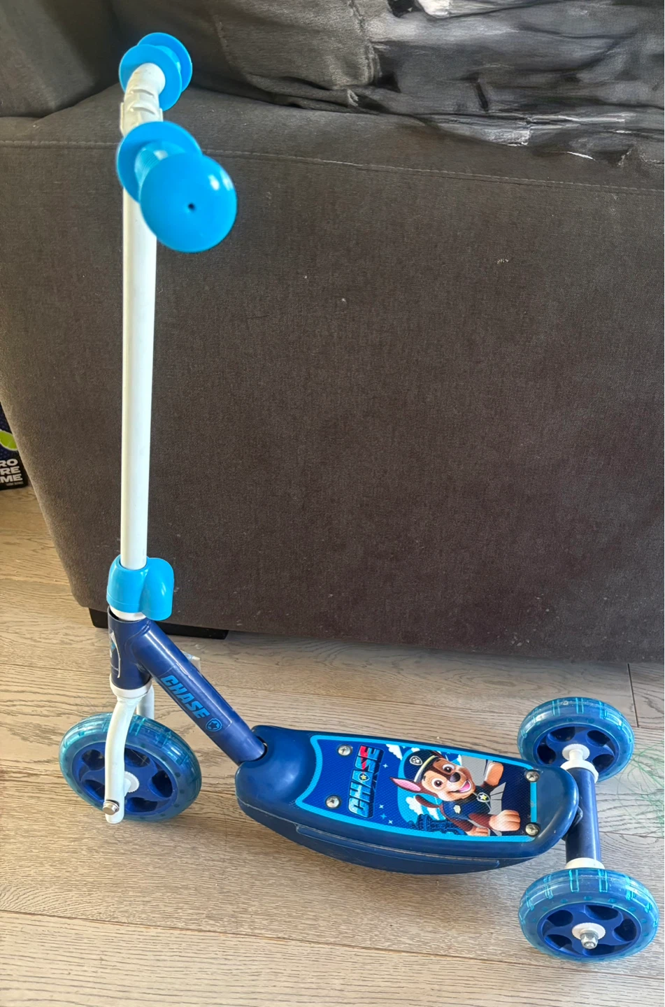 Paw Patrol Chase 3-Wheel Scooter