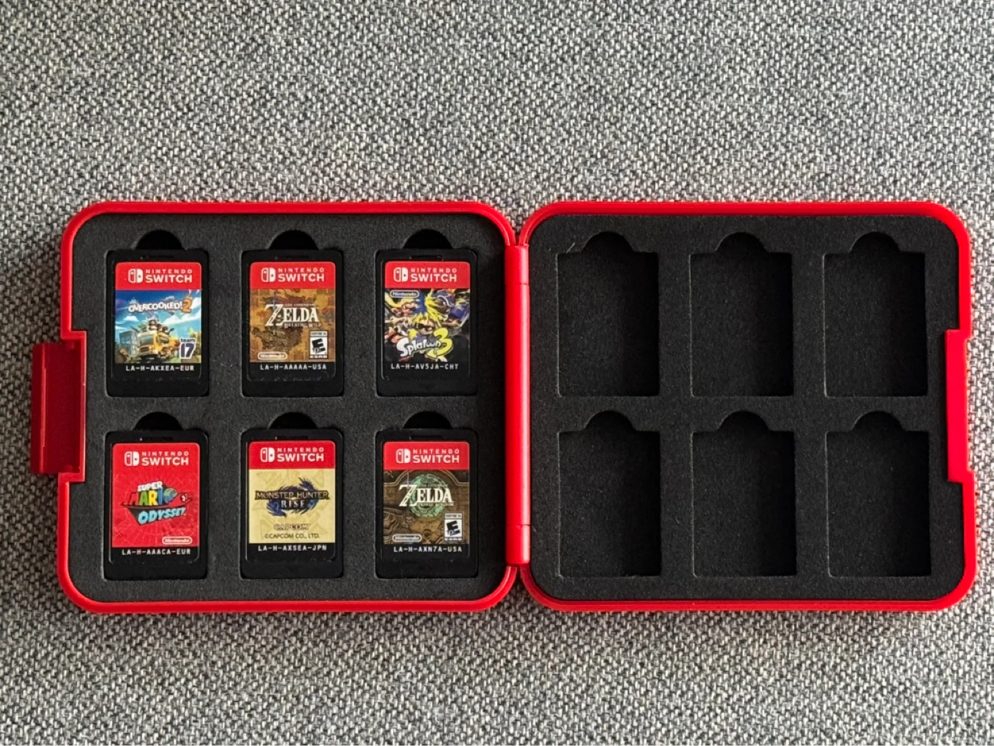 Switch OLED Console w/ Accessories. Games sold separately - photo 3