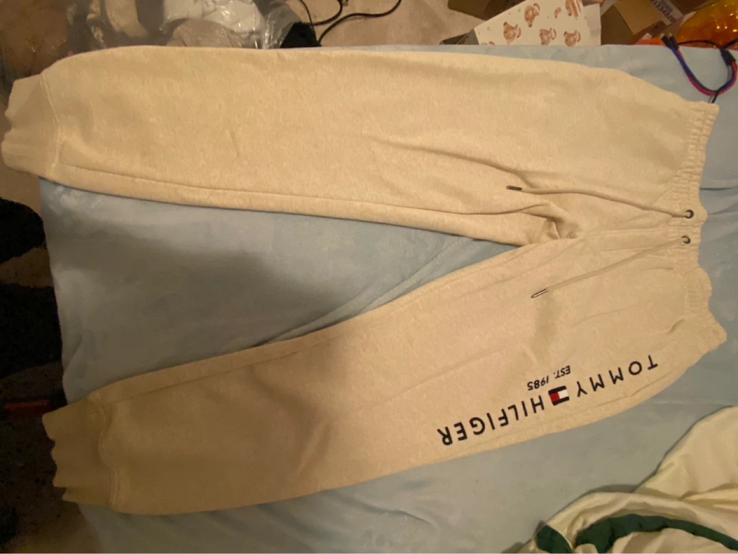 AUTHENTIC M Tommy Hilfiger Tan Tracksuit + receipt - photo 4