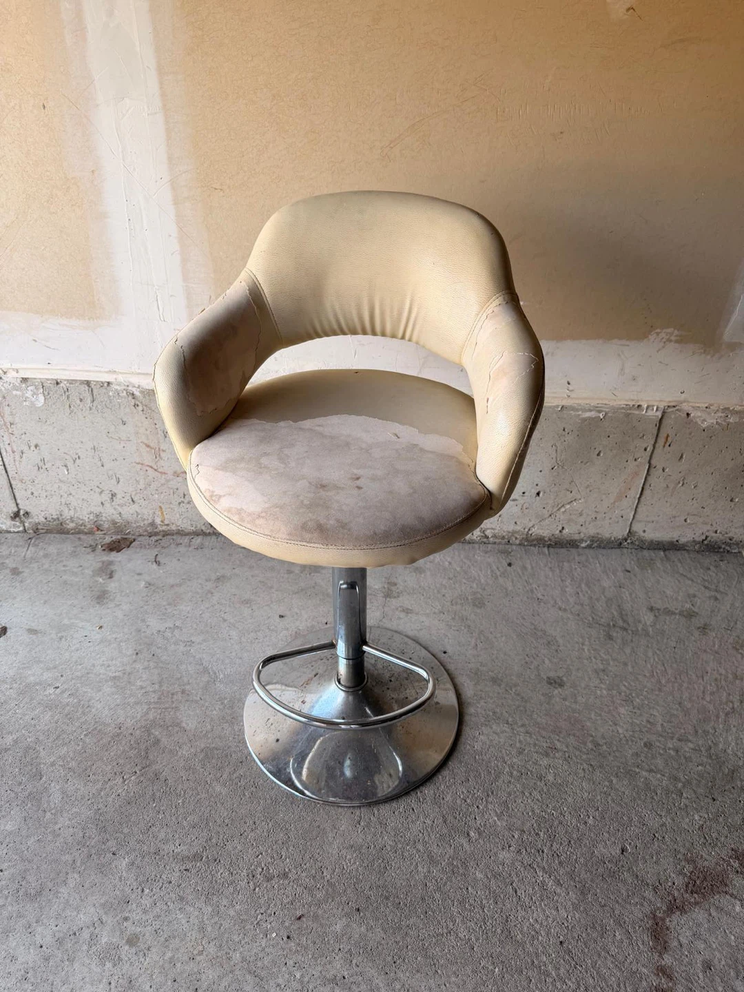 Adjustable Faux Leather Swivel Bar Stool