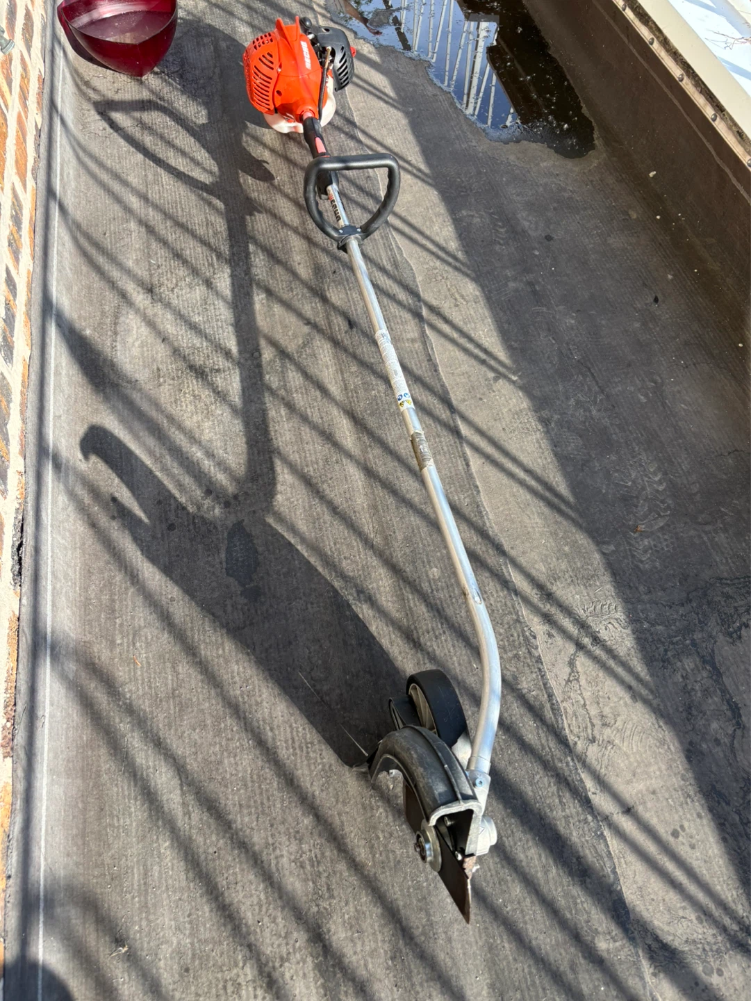 Echo PE-225 Curved Shaft edger - photo 2
