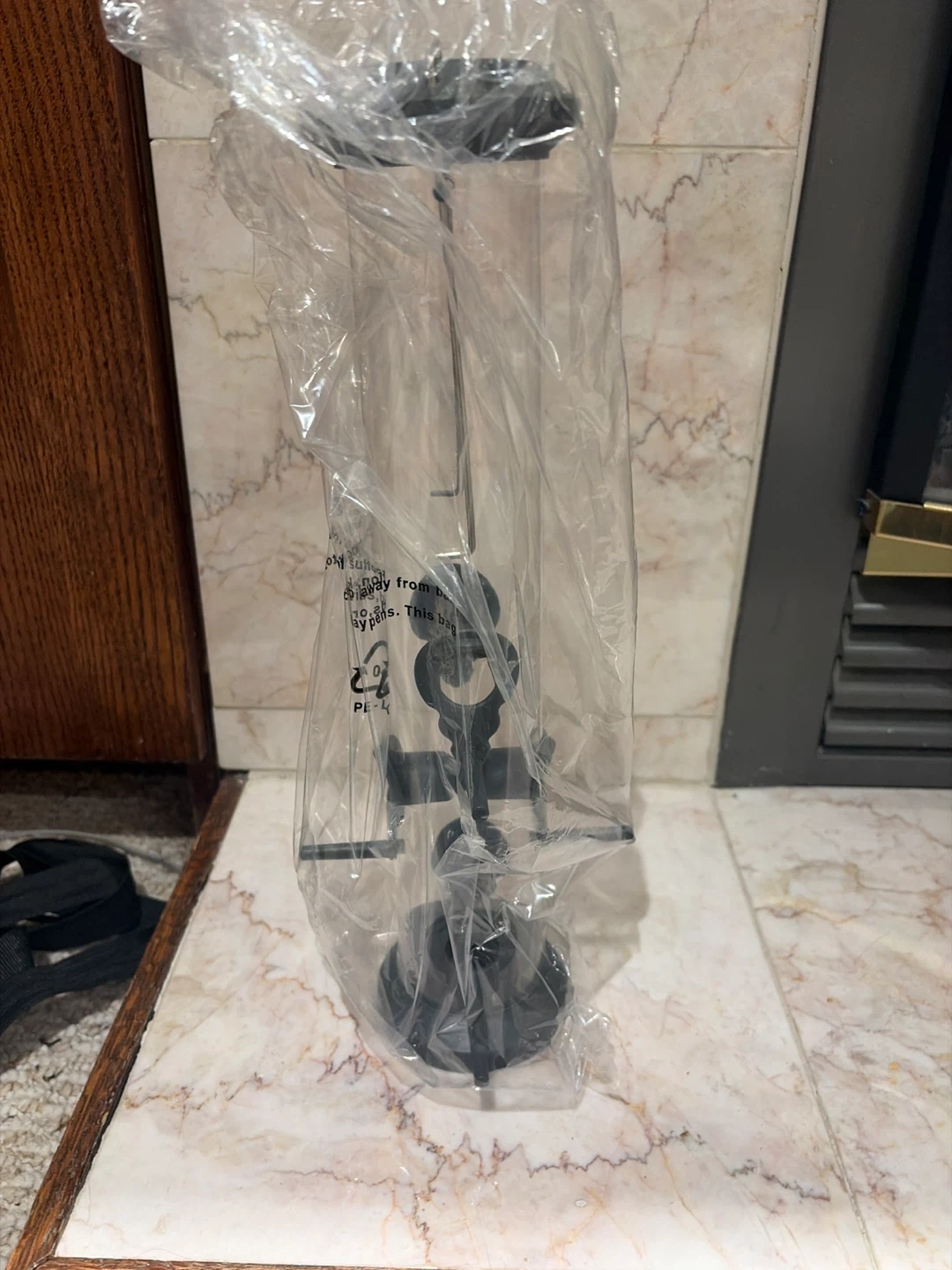 Plastic and metal bird feeder - photo 2