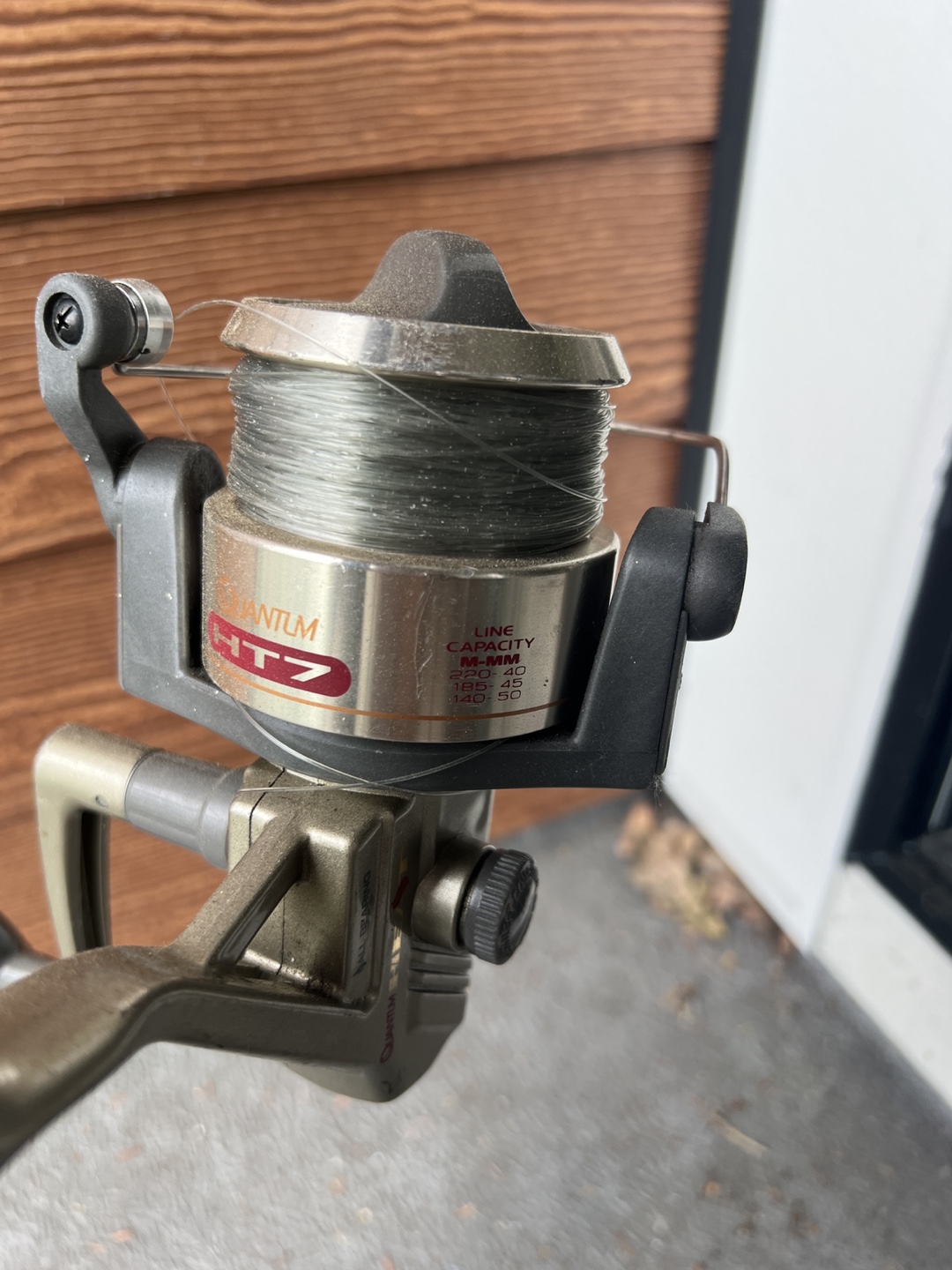 Quantum Fishing Rod and two sinker weights - photo 3