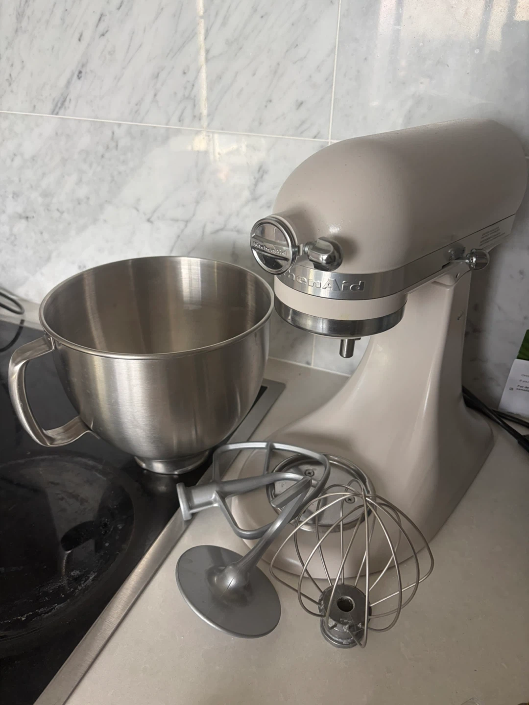 KitchenAid Stand Mixer - Beige(milkshake)