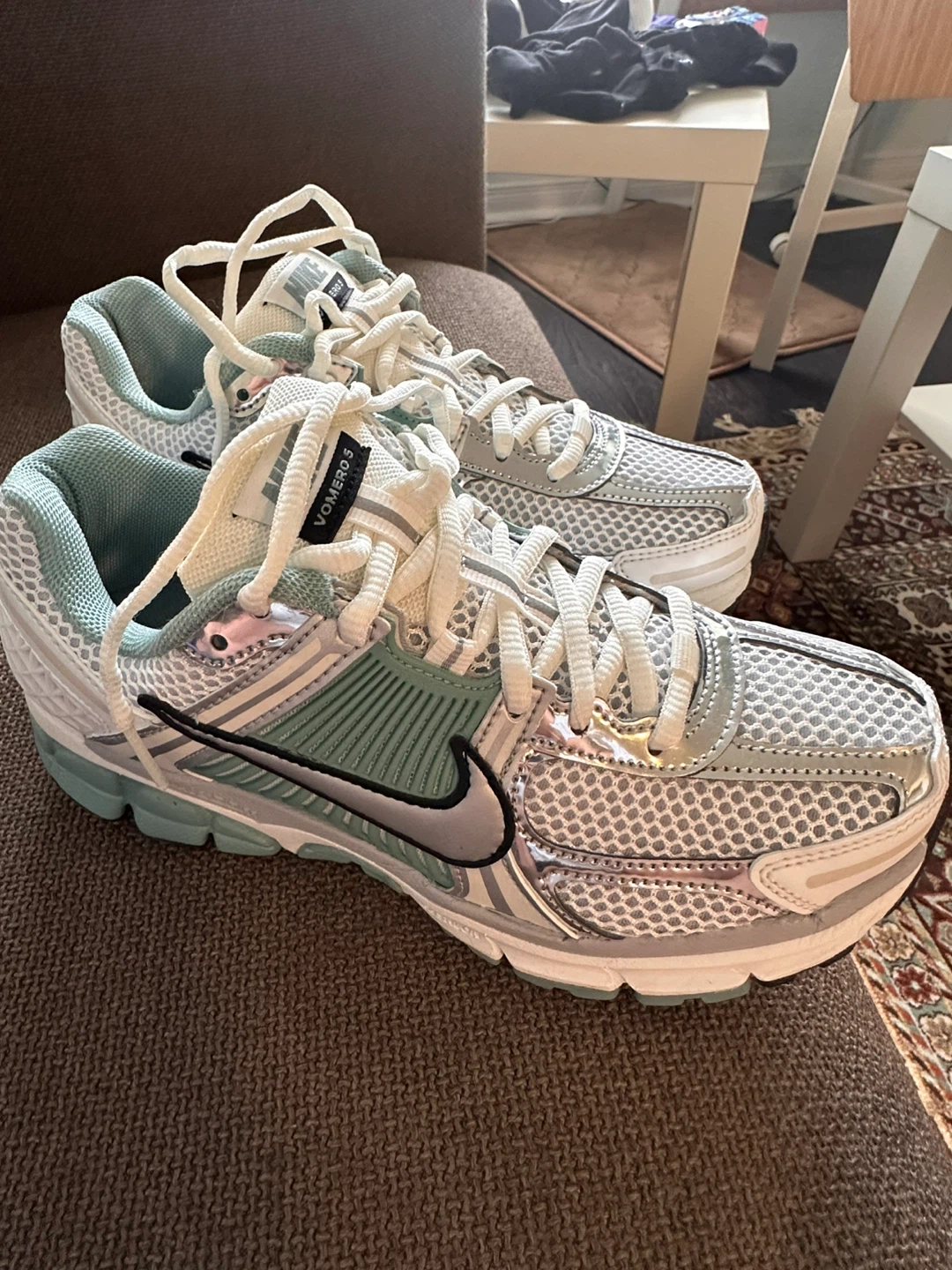 Nike Vomero 5 Women's Running Shoes - photo 2