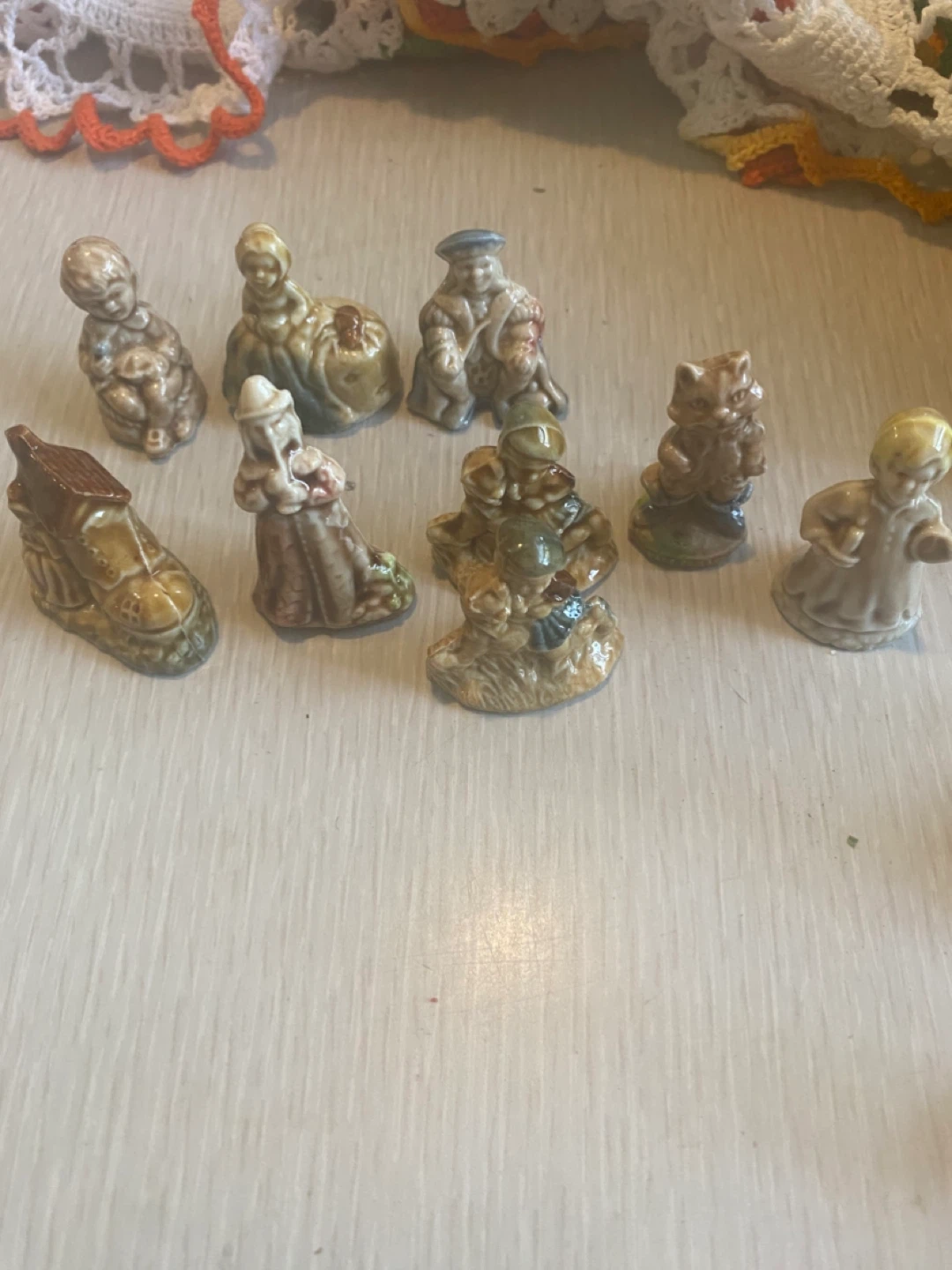 Wade Red Rose Tea Nursery Rhyme Figures - photo 3