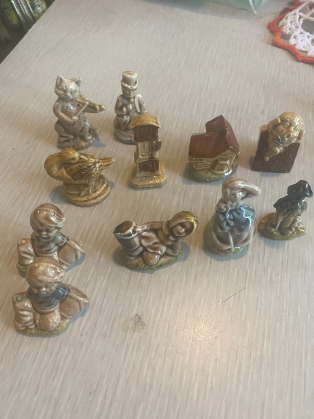 Wade Red Rose Tea Nursery Rhyme Figures