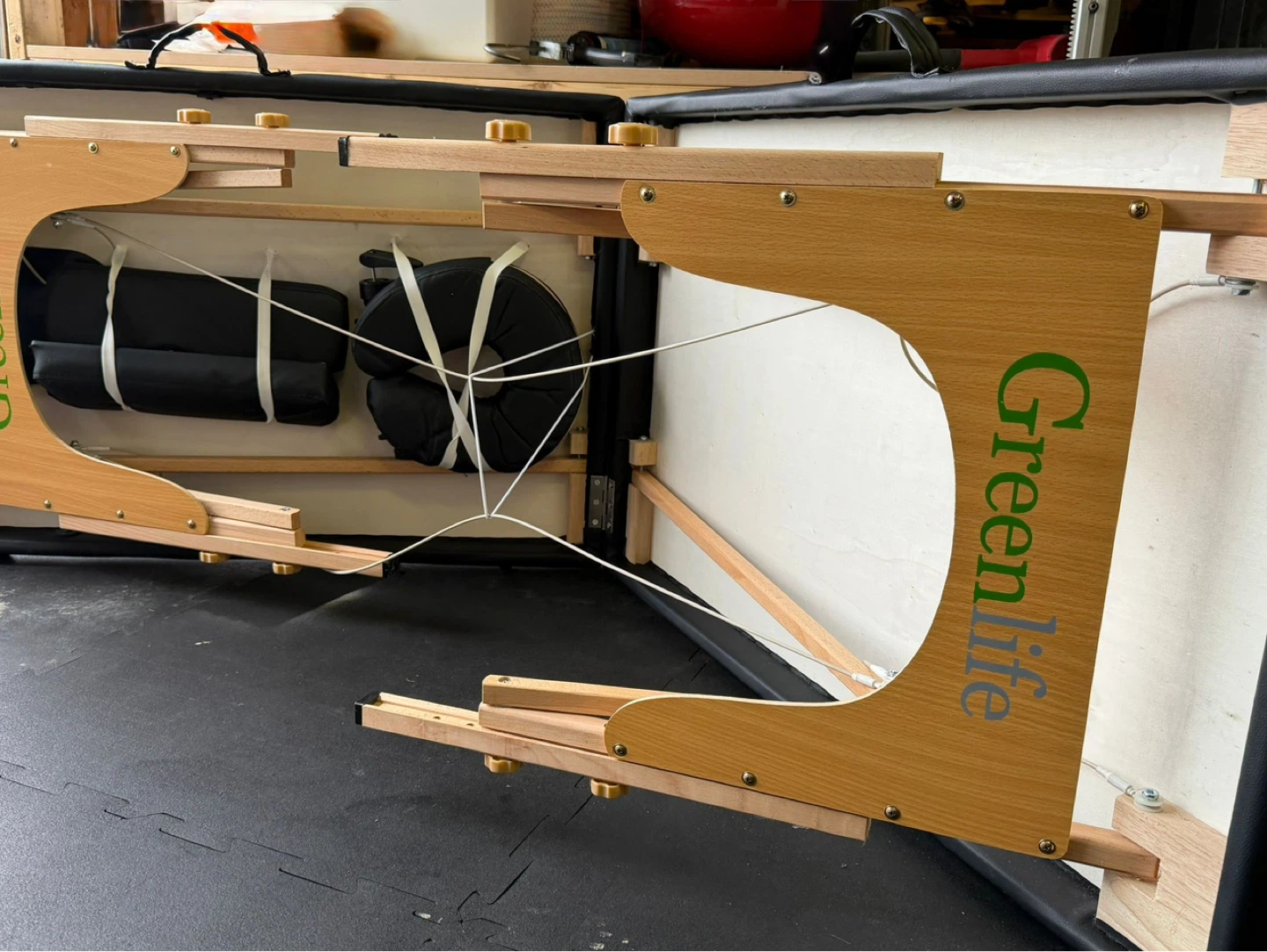 Greenlife Portable Massage Table - photo 3