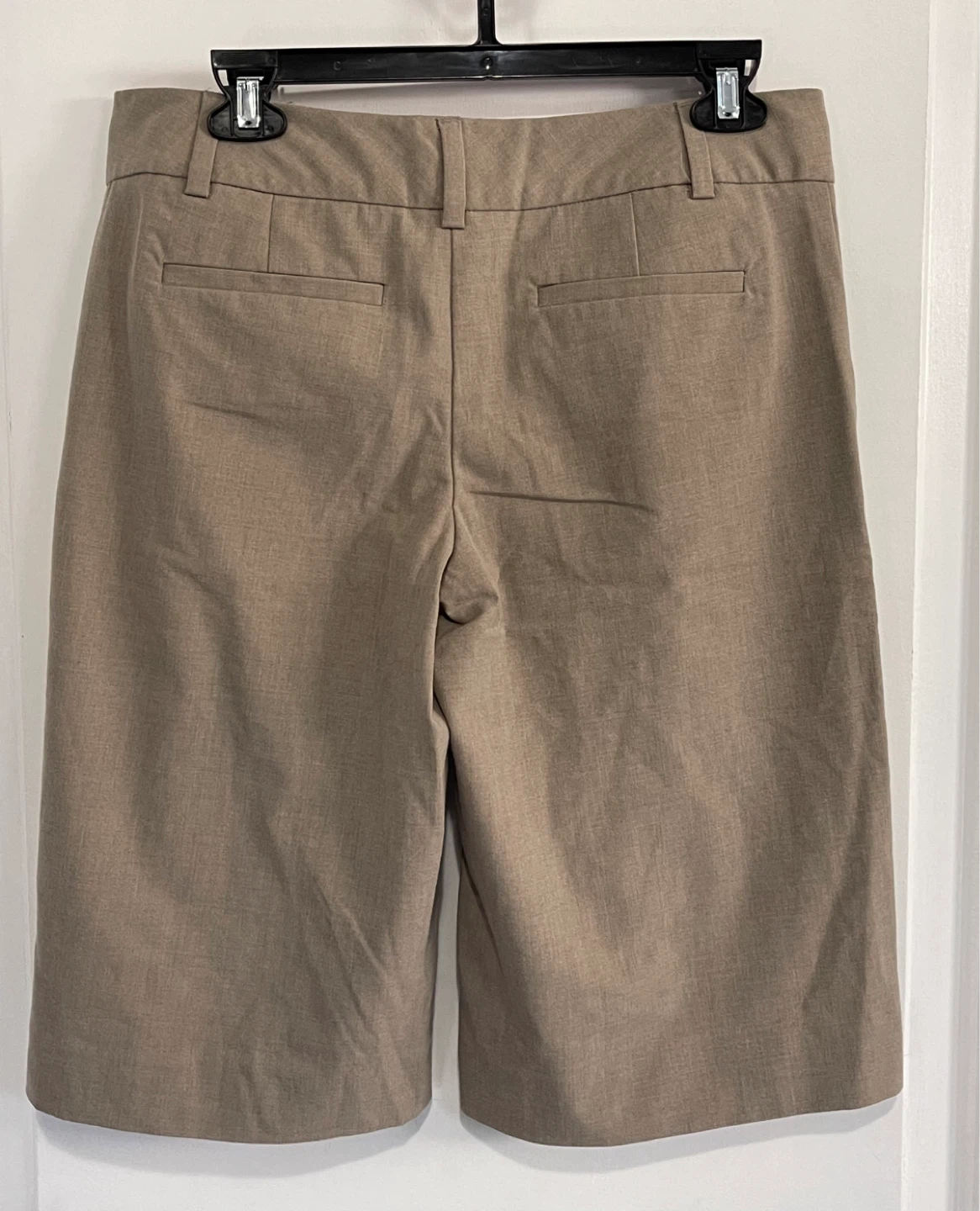 Isaac Mizrahi Women's Size 6 Tan Shorts - photo 2