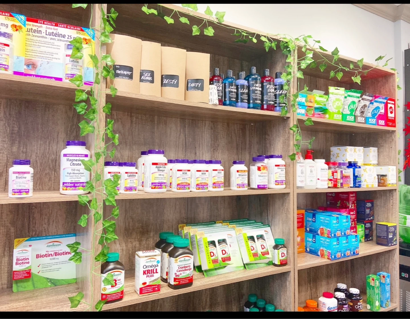 4 display shelves - photo 4