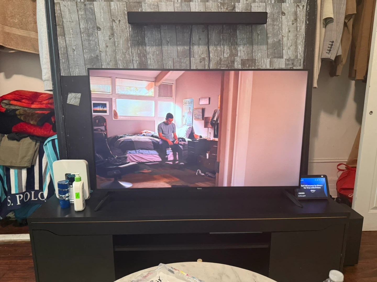 Samsung 4K Smart TV with Soundbar and Echo Show - photo 2