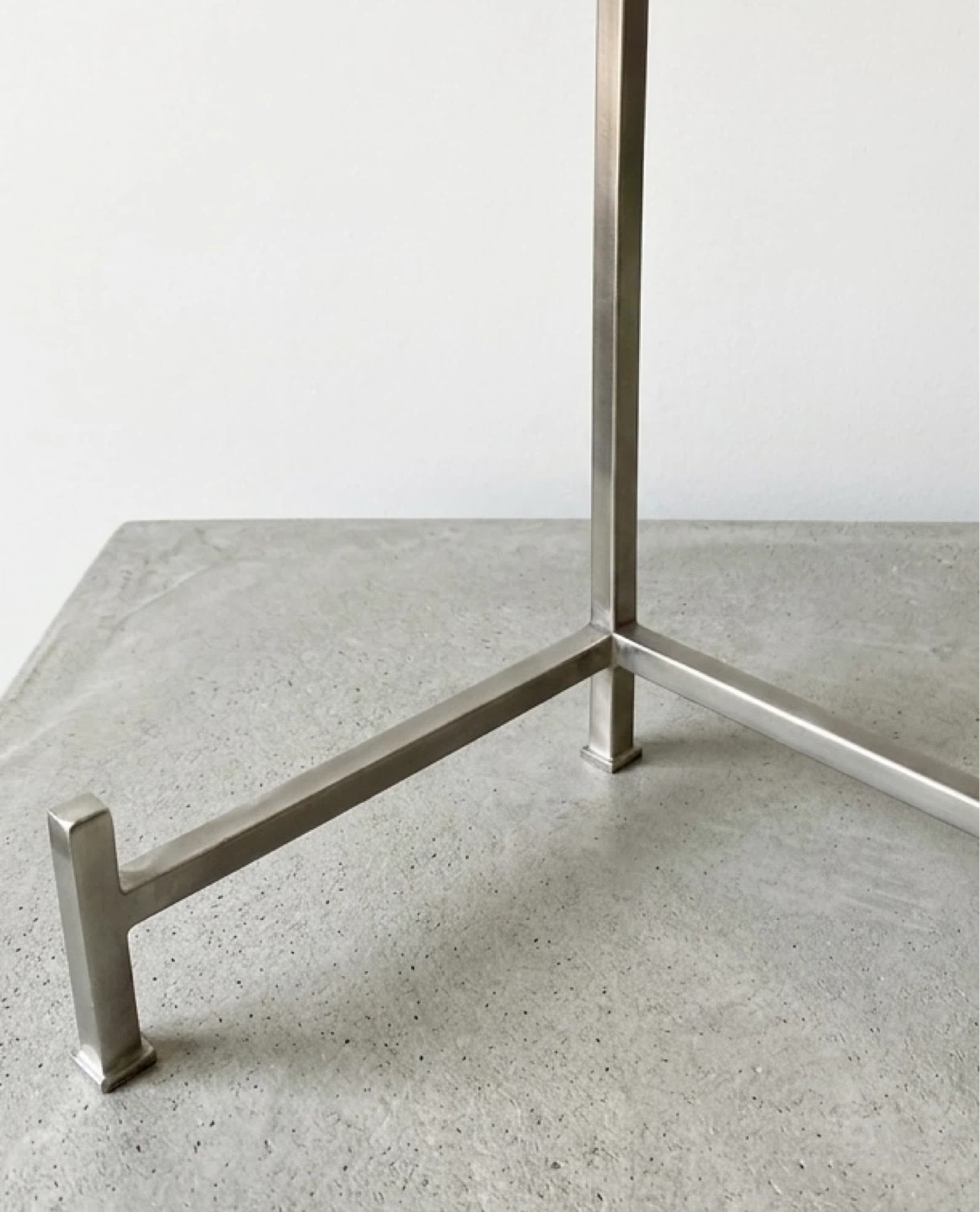 Metal Book Stand Display Holder - photo 4