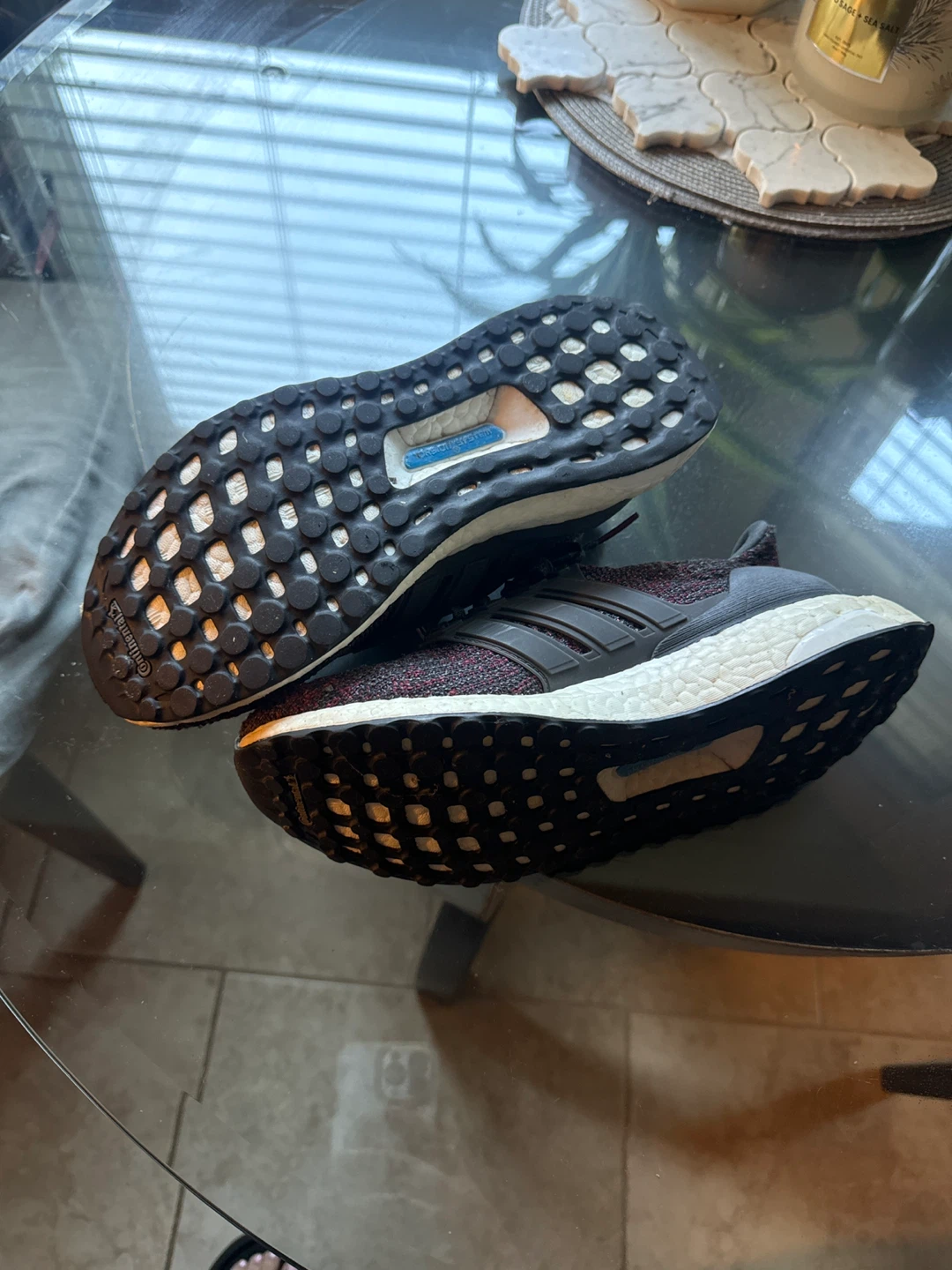 Adidas Ultraboost Running Shoes adult size 7 1/2 - photo 3