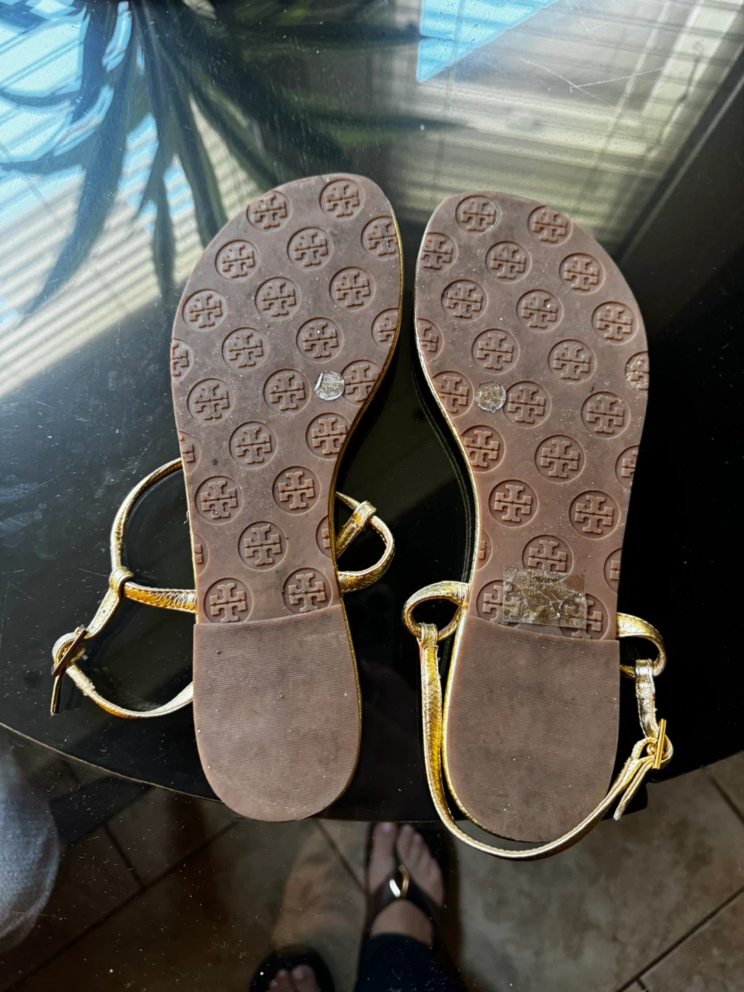Tory Burch Gold Leather Sandals size 8 - photo 2