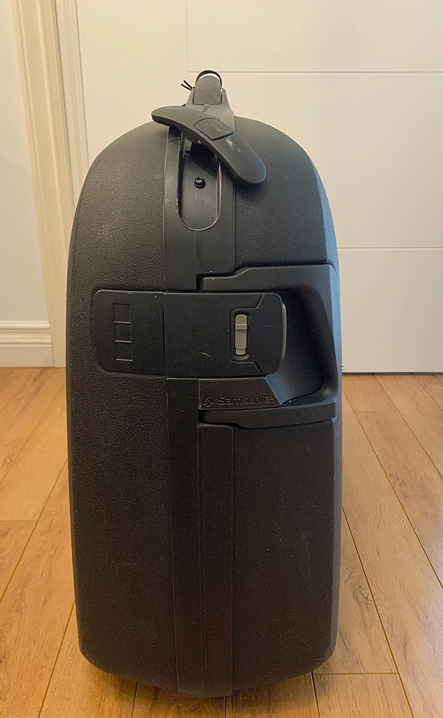 Samsonite Hard-Shell Suitcase - photo 2